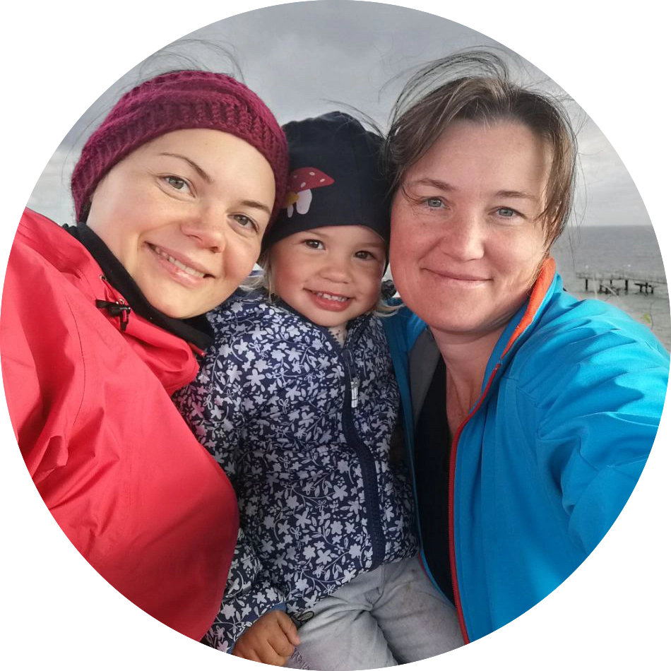 Maria mit ihrer Mama und Schwester